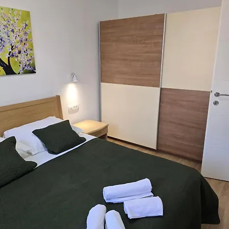 Apartment Dado